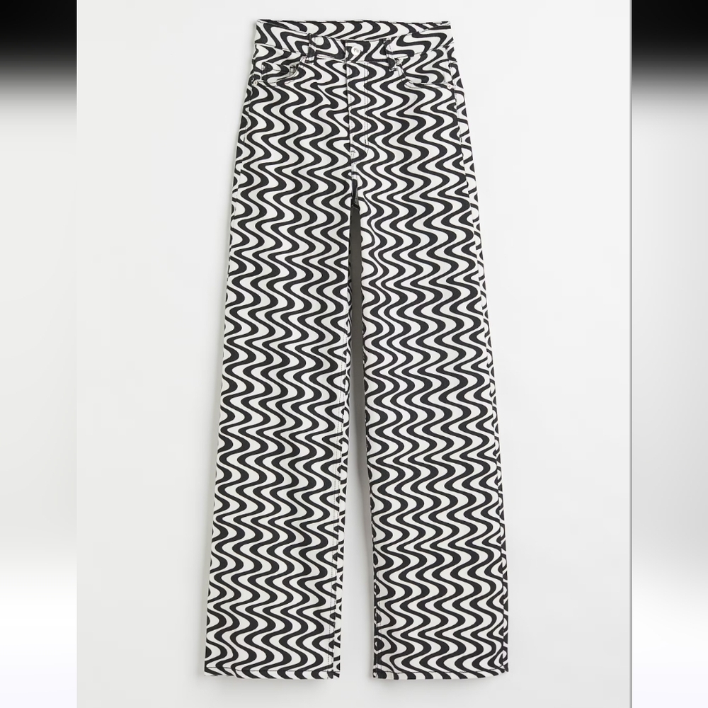 Black and White Wavy Printed Pattern Pants